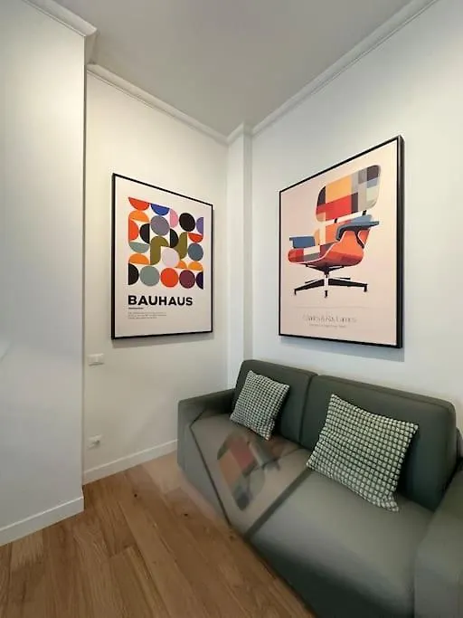 Pastel Suite Of Milan Apartment